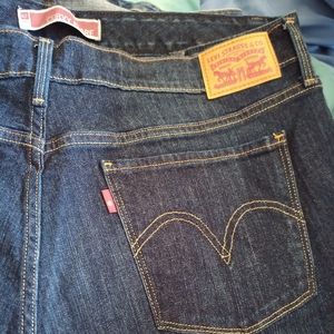 Brand new with tags 515 Levi's boot cut jeans women's 16s / 33